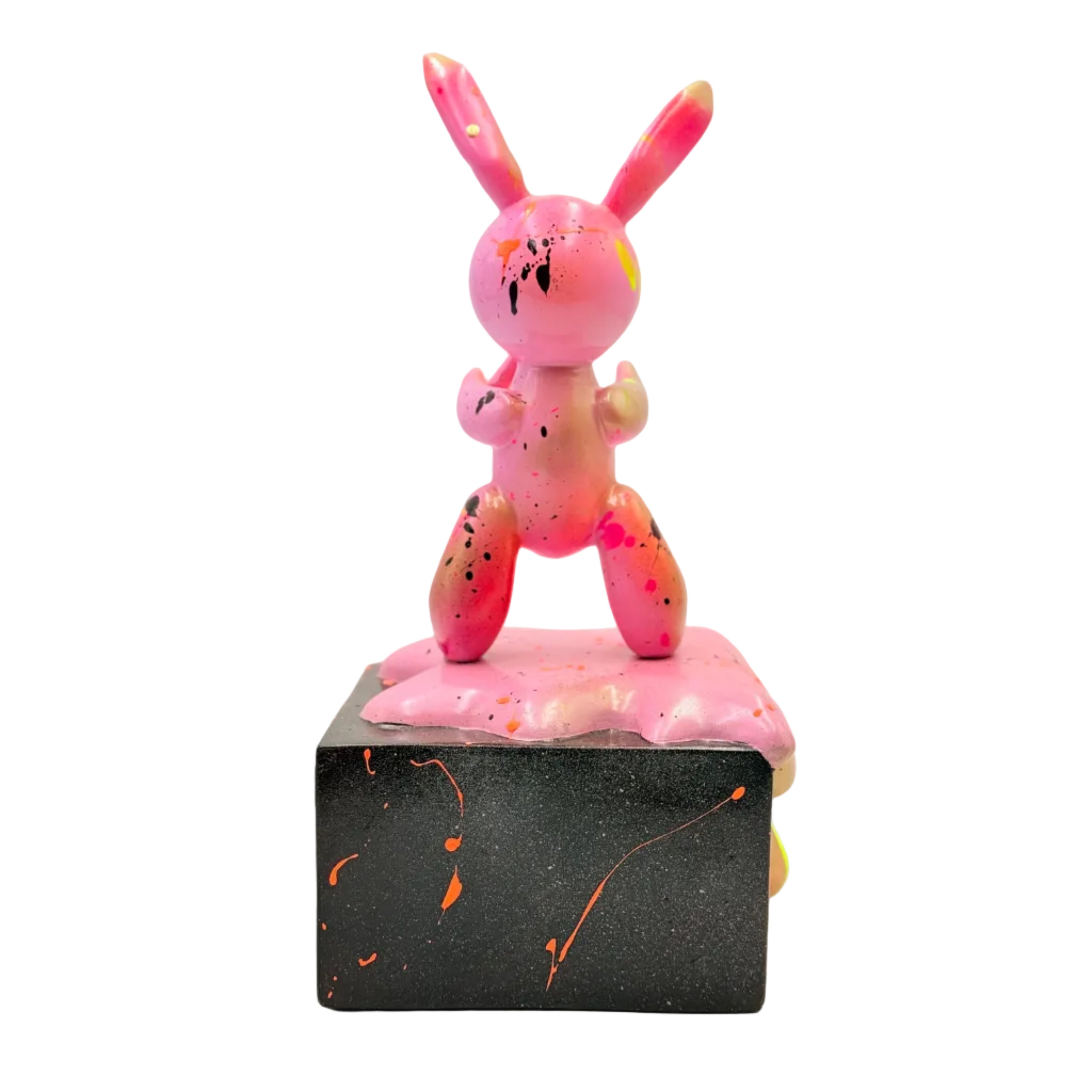 Balloon Rabbit Sculpture LOVE | Pink Street Art Edition
